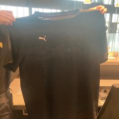 Puma shirt, zgłoszono przez Pathé Tilburg Stappegoor przy użyciu iLost