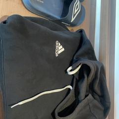 Sandále & Mikina, ako bolo nahlásené Pathé Arnhem pomocou iLost