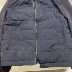 ジャケット Zwart merk Zara がiLostで IKEA Haarlem によって報告されました