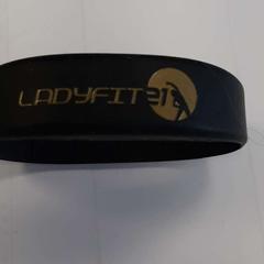 Pulseira Schwarz LADYFITT21, como reportado por Wilmering Vechta utilizando o iLost