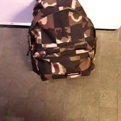 Hátizsák Groen legerprint, amint azt EBS Tramplein az iLost segítségével jelentette.