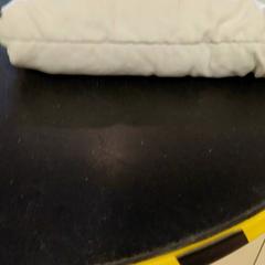 Manta de bebé, ha sido reportado por IKEA Lille con iLost