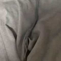 Kurze hose, gemeldet von Mövenpick Hotel Amsterdam City Centre über iLost