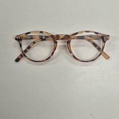 眼鏡 がiLostで IKEA Amersfoort によって報告されました