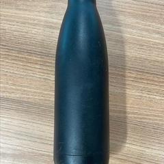 Vattenflaska black inox, rapporterat av Vrije Universiteit Brussel (VUB) med iLost