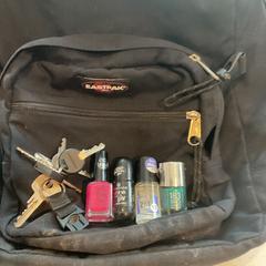 İLost kullanarak Gemeente Amsterdam - Bureau Gevonden Voorwerpen tarafından bildirildiği gibi Çanta