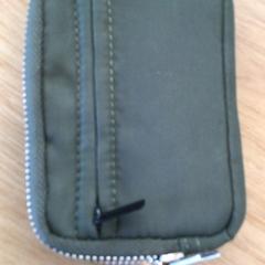 Portemenee met inhoud Groen, ako bolo nahlásené Gemeente Alkmaar pomocou iLost