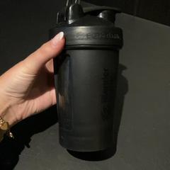 Botella, segundo informou Van der Valk Hotel Heerlen usando iLost