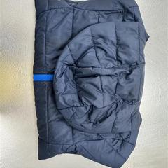 Dětská bunda bunda, jak nahlášeno IKEA Praha – Zličín pomocí iLost