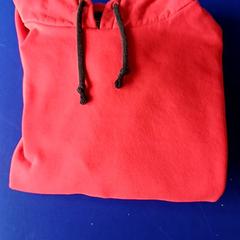 Boa hoodie rouge, rapporterat av IKEA Rennes - Pacé med iLost
