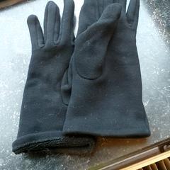 Oblečení - handschoenen, jak nahlášeno Regio Antwerpen - Brussel pomocí iLost