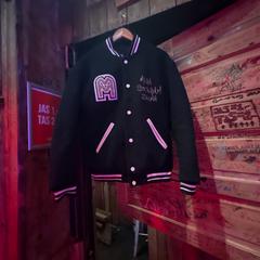 Jacket Black, as reported by Club Nyx/Exit Café using iLost