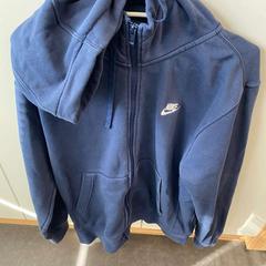 Bunda Blau von Nike, ako bolo nahlásené Wilmering Vechta pomocou iLost