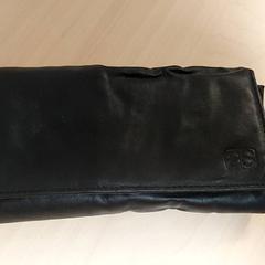 지갑 Piatek, iLost를 사용하여 Regio Oost-Vlaanderen에 보고됨