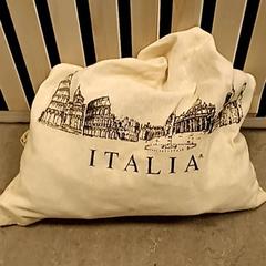 Táska, amint azt Syntus Provincie Utrecht az iLost segítségével jelentette.