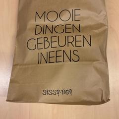 Prenosná taška, ako bolo nahlásené RET pomocou iLost