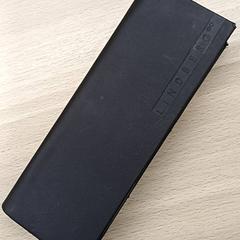 Estuche para lentes 1/10 gevonden, segundo informou Padualaan 99 usando iLost