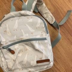 Mochila Siromahk, segundo informou GVB usando iLost