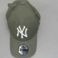 Baseball sapka, amint azt Relais Azalys az iLost segítségével jelentette.