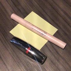 Maquillatge makeup, segons ha informat Van der Valk Hotel Zwolle mitjançant iLost