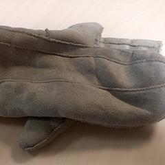 Klær - Handschoenen, som rapportert av Regio Oost-Vlaanderen ved bruk av iLost