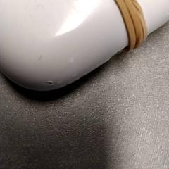 Headphone case Wit met oortjes, as reported by Arriva Friesland / Groningen using iLost