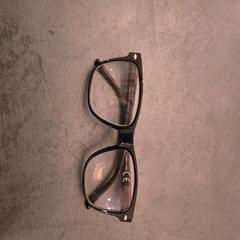 サングラス がiLostで Van der Valk Hotel Assen によって報告されました