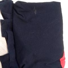 T shirt, segons ha informat Qbuzz Fryslân mitjançant iLost