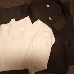 Diverse kleding がiLostで Mövenpick Hotel Amsterdam City Centre によって報告されました