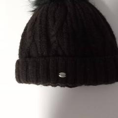 Kleding - muts, som rapportert av Regio Antwerpen - Brussel ved bruk av iLost