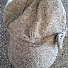 Čiapka, ako bolo nahlásené Connexxion Amstelveen pomocou iLost