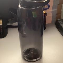 Botella, ha sido reportado por MEININGER Hotel Budapest Great Market Hall con iLost