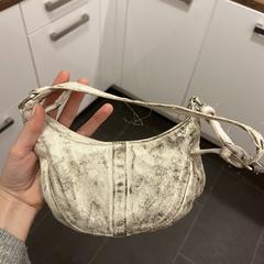 Wit tasje, as reported to iLost