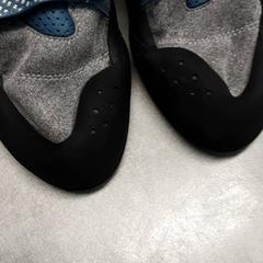 Sneaker Zwart en grijs, rapporterat av Arriva Friesland / Groningen med iLost