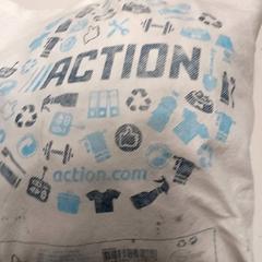 Tas Stoffen tas، كما تم الإبلاغ عنه بواسطة Centraal magazijn عبر iLost