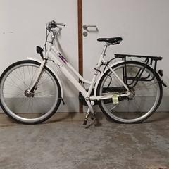 Emakumeen bizikleta Montego Wit, gisa salatu by Fietsdepot Hasselt iLost erabiliz