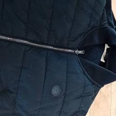 Kleding  - Jas blauw, segons ha informat Centraal magazijn mitjançant iLost
