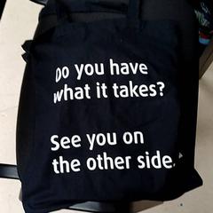 Saco de linho Zwart/ Tarail, como reportado por Qbuzz GD Groningen Peizerweg utilizando o iLost