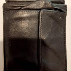 Cartera van den Berg, segons ha informat Qbuzz DMG mitjançant iLost