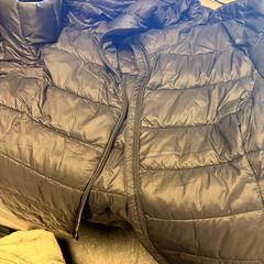 İLost kullanarak Ramada by Wyndham Amsterdam Airport Schiphol tarafından bildirildiği gibi Dış giyim black