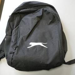 Turnpike-väska, rapporterat av Regio Limburg - Leuven med iLost