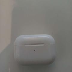 Airpods-deksel, som rapportert av Arriva Limburg Zuid ved bruk av iLost