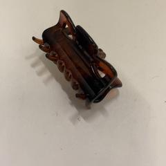 Hair clip, as reported by IKEA鶴浜 using iLost