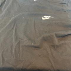 T-shirt, as reported by Mainport using iLost
