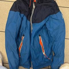 Bunda, jak nahlášeno Centraal magazijn pomocí iLost