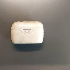 Elektronika Draadloze oortjes, jak nahlášeno Centraal magazijn pomocí iLost