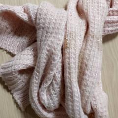 Vestiario - sjaal, come riportato da Regio Antwerpen - Brussel utilizzando iLost