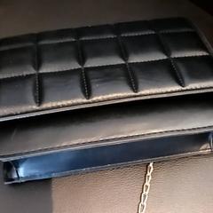 Handtasje، كما تم الإبلاغ عنه بواسطة RRReis IJssel-Vecht عبر iLost