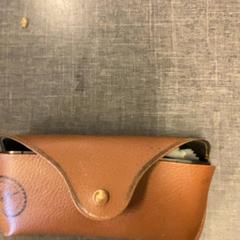 Glassesbag glasses がiLostで MEININGER Hotel Brussels City Center によって報告されました