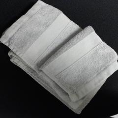 grijze handdoek, as reported by SnowWorld Landgraaf using iLost